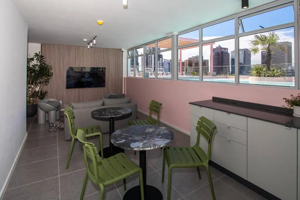 Living In The Rose De Waterkant. Cape Town Apartment