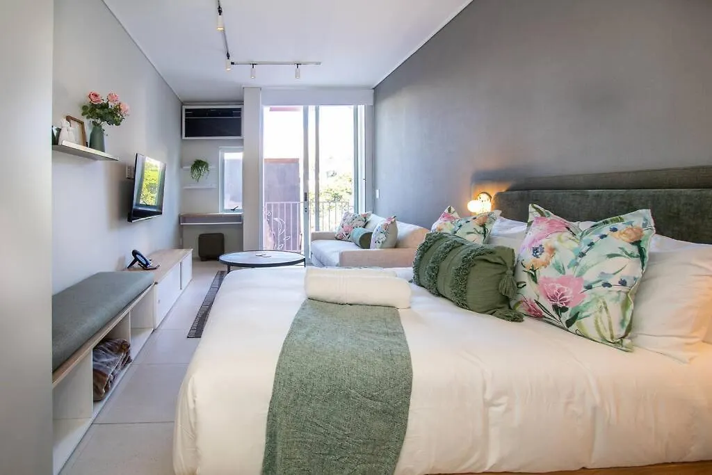 Apartment Living In The Rose De Waterkant. Cape Town South Africa